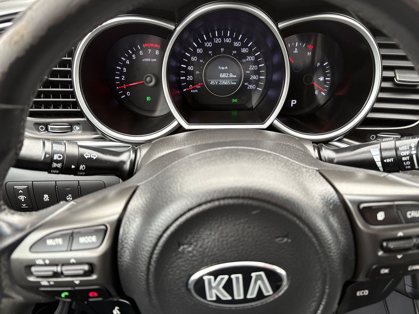 2015 Kia Optima LX -Auto Loaded 226,Km -Warranty!