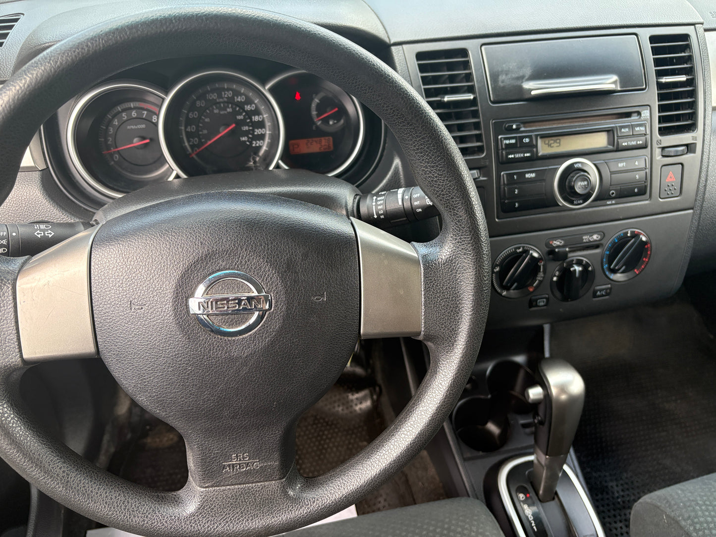 2011 Nissan Versa 1.8 S -Auto A/C Loaded 224,KM -Warranty!