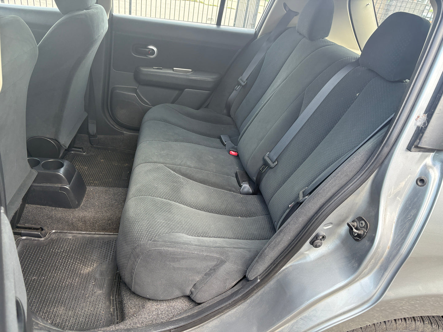 2011 Nissan Versa 1.8 S -Auto A/C Loaded 224,KM -Warranty!