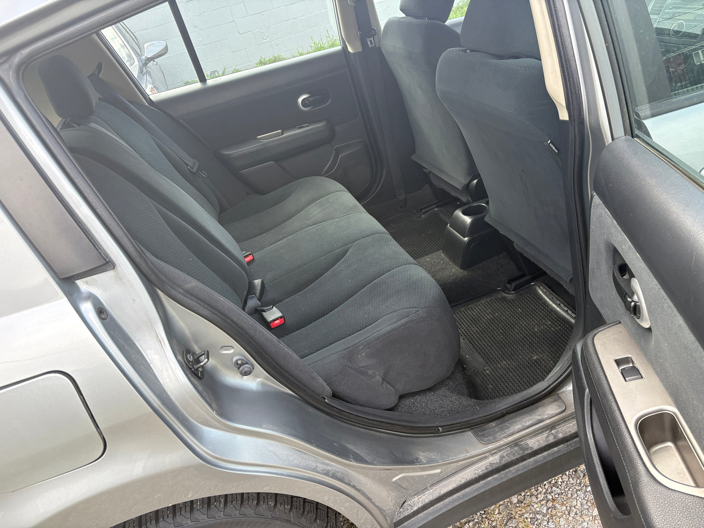 2011 Nissan Versa 1.8 S -Auto A/C Loaded 224,KM -Warranty!