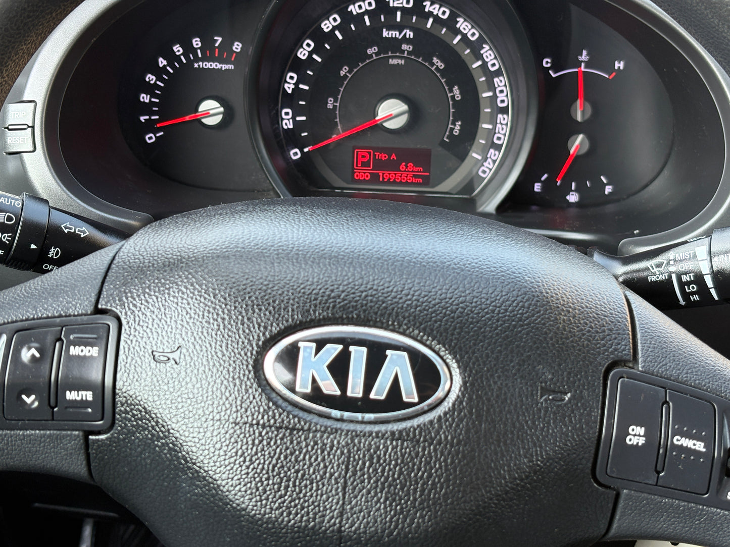 2013 Kia Sportage LX -Auto Loaded 199,KM -Warranty!