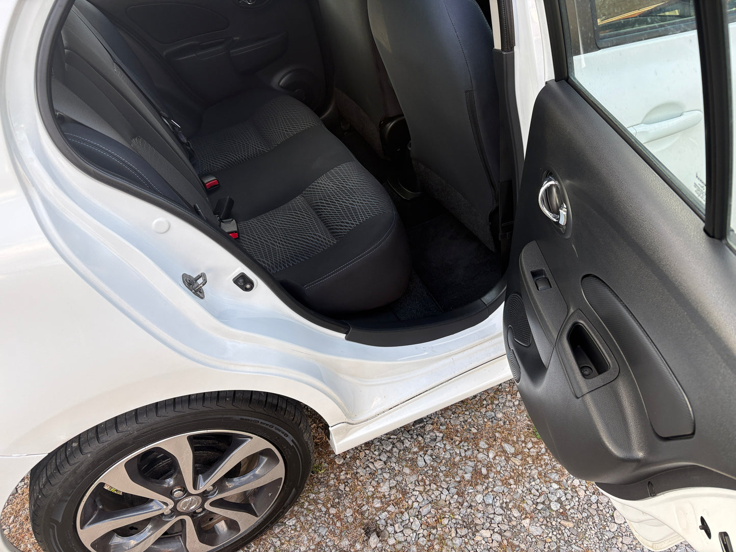 2015 Nissan Micra SR -Auto Loaded -185,KM -Warranty!