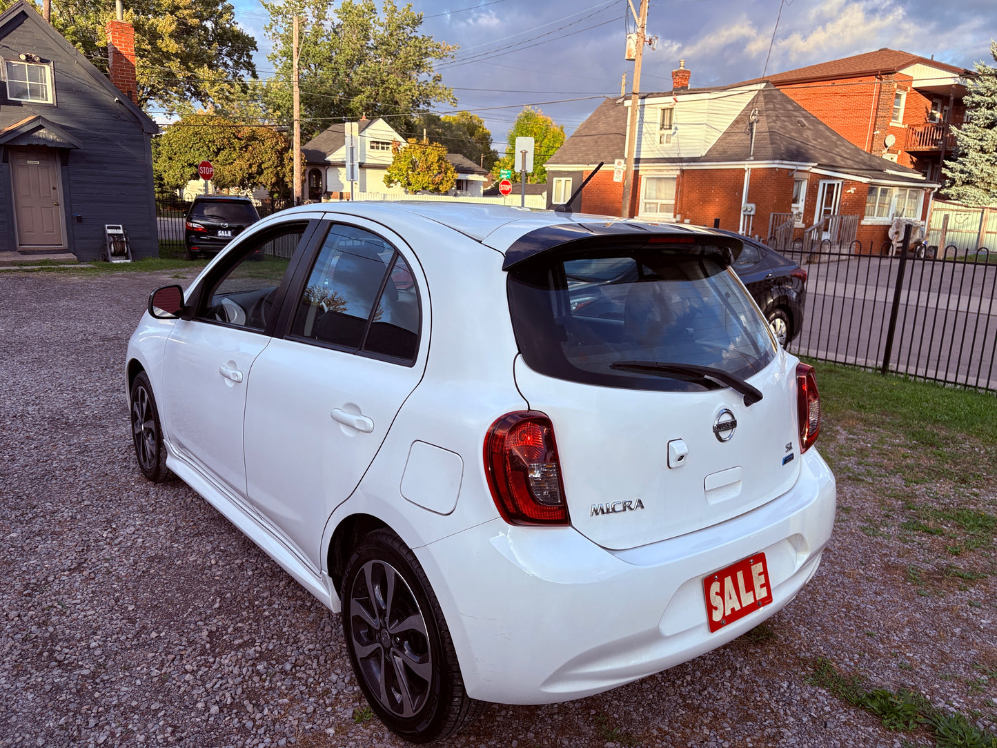 2015 Nissan Micra SR -Auto Loaded -185,KM -Warranty!