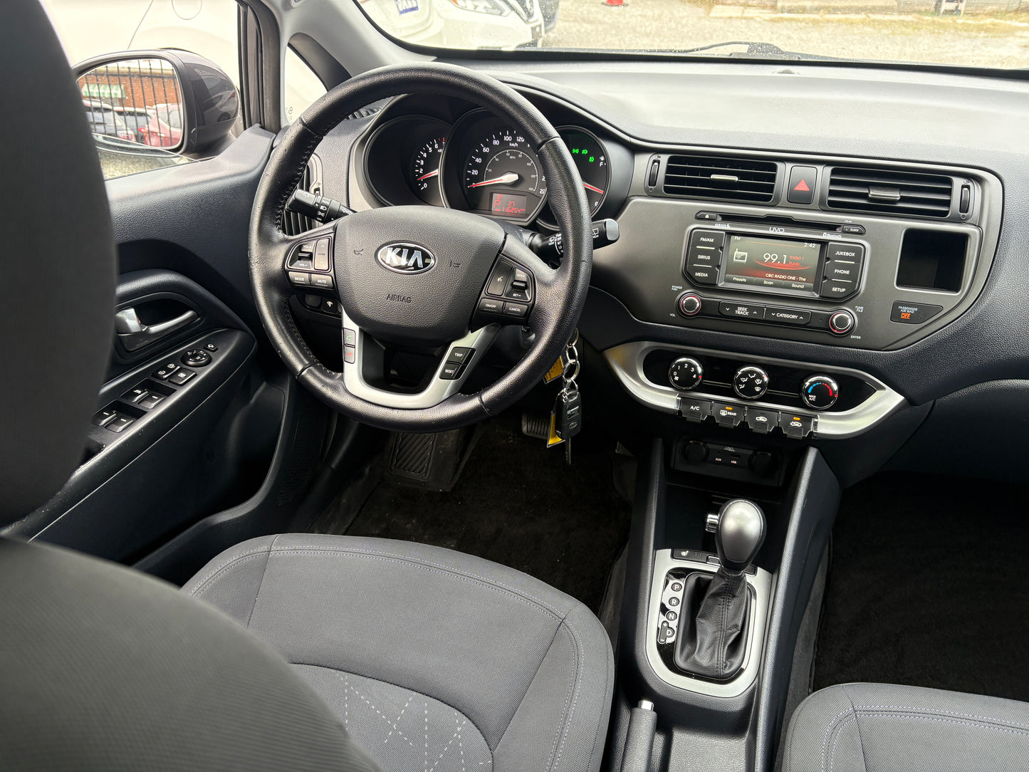 2013 KIA RIO5 EX