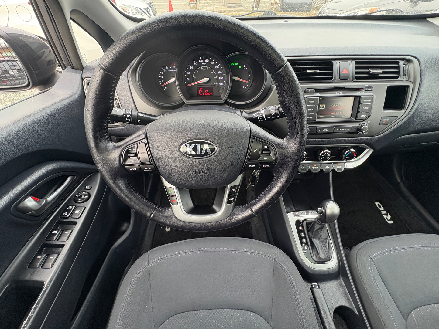 2013 KIA RIO5 EX