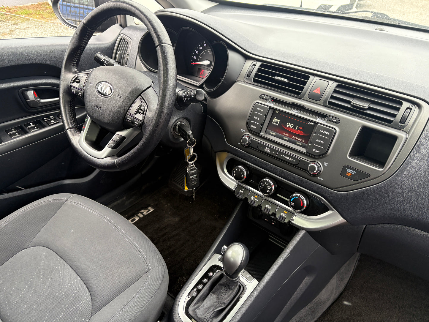 2013 KIA RIO5 EX