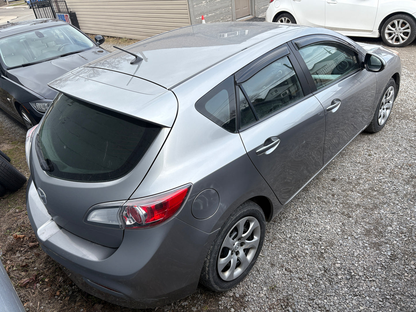 2012 Mazda Mazda3 GX -5spd. Loaded 173,KM -Warranty!