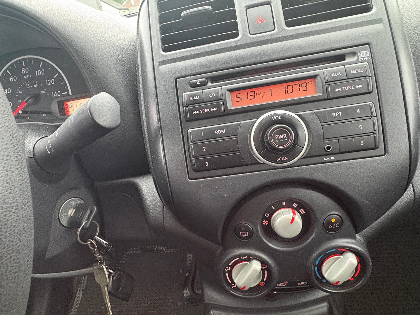 2014 NISSAN VERSA S -Auto A/C 110,KM!