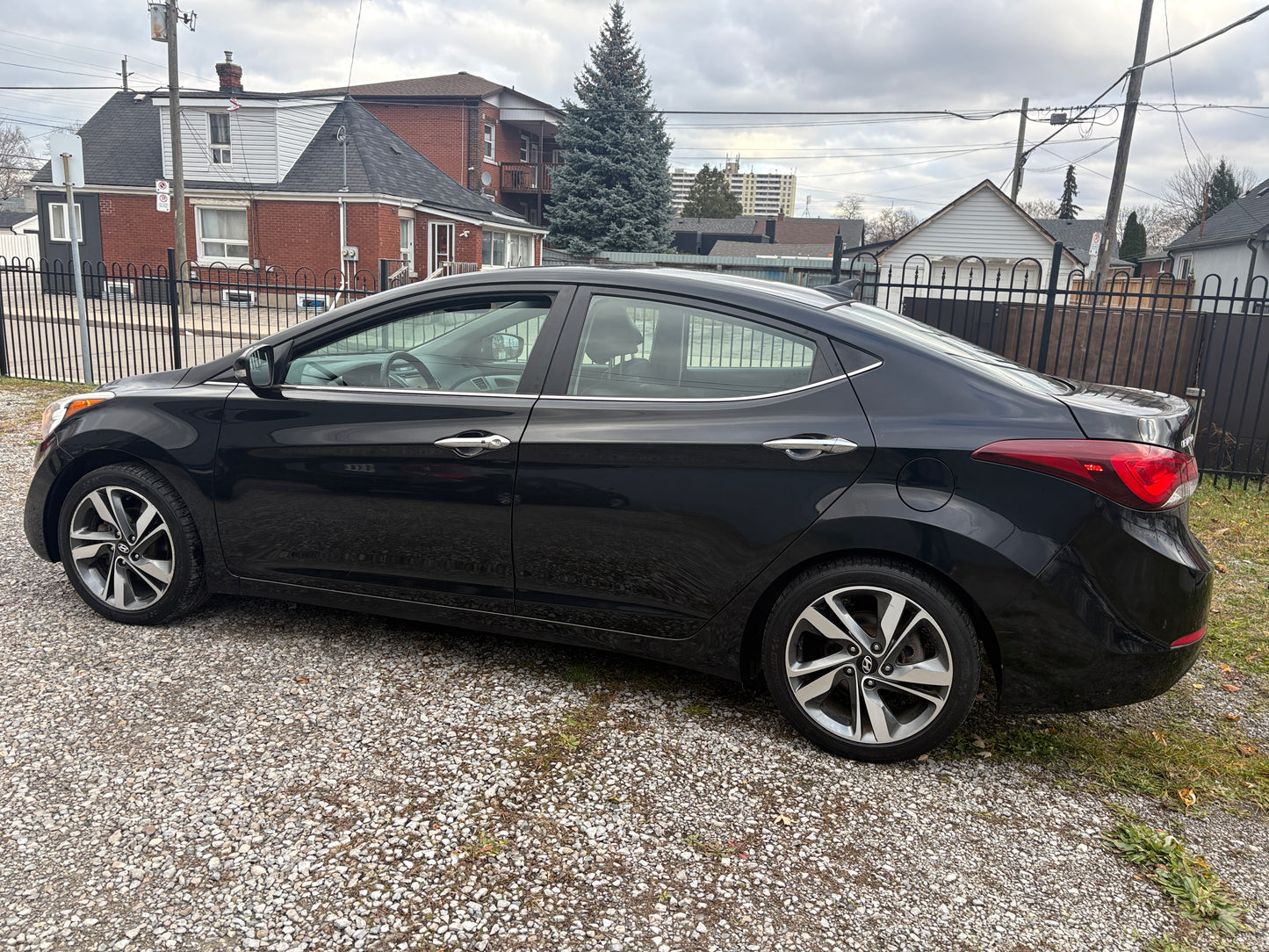 2015 Hyundai Elantra Limited -Auto Leather Fully Loaded 102,KM -Warranty!