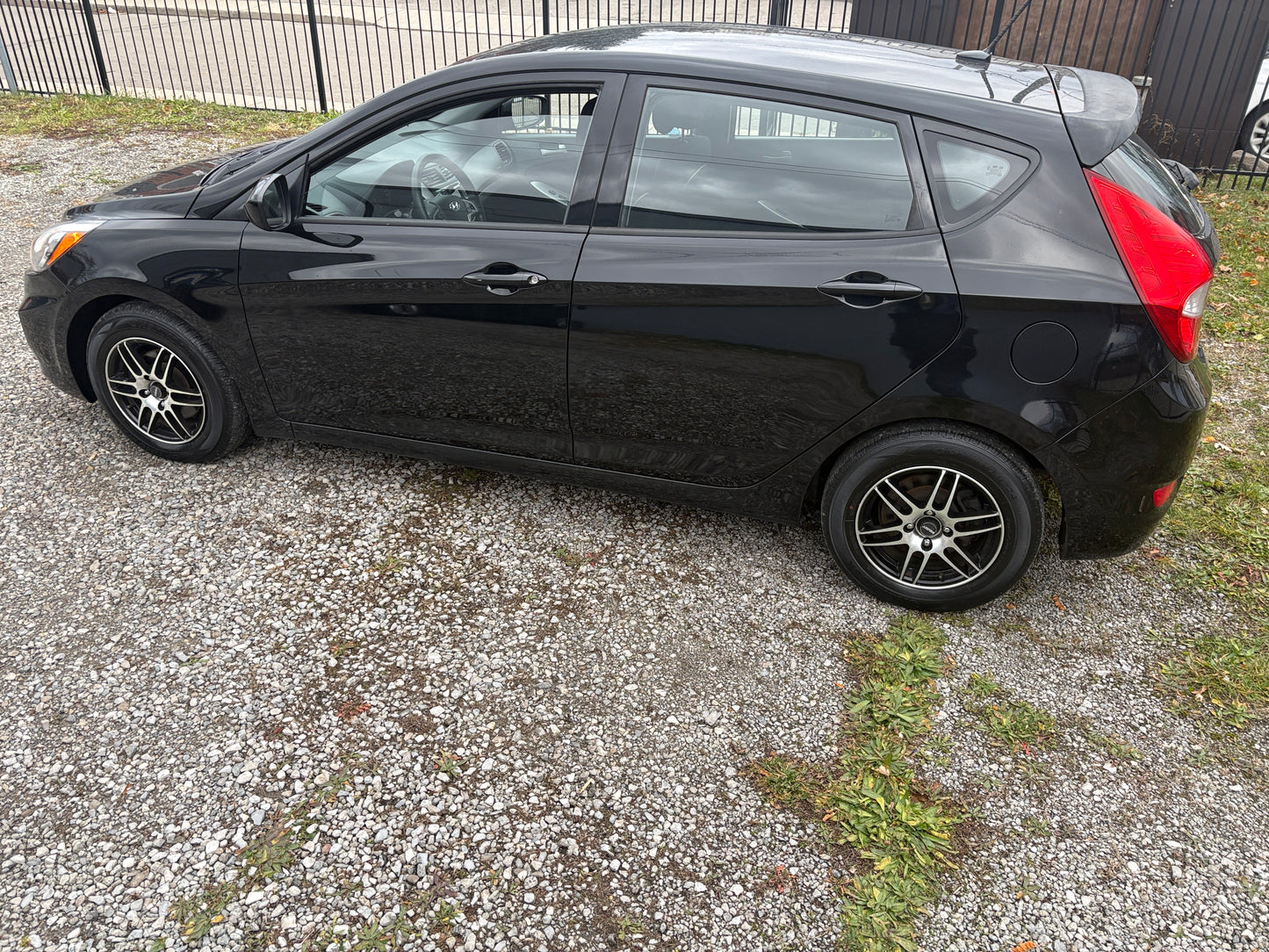 2016 Hyundai Accent GL -Auto A/C Loaded 168,km -Warranty!