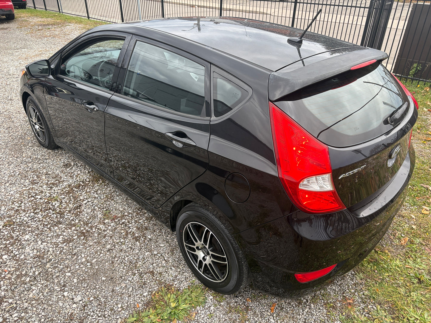 2016 Hyundai Accent GL -Auto A/C Loaded 168,km -Warranty!