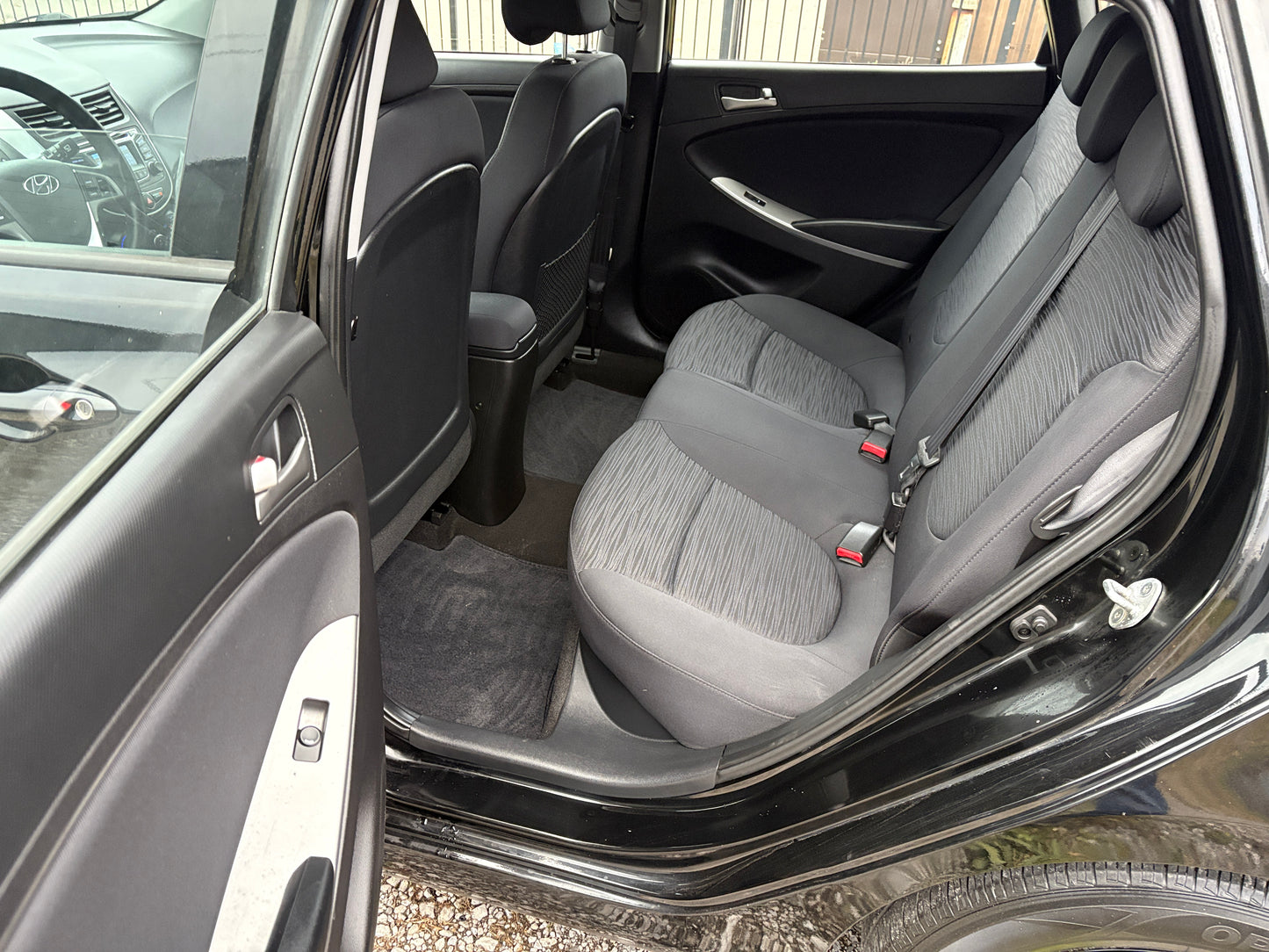 2016 Hyundai Accent GL -Auto A/C Loaded 168,km -Warranty!