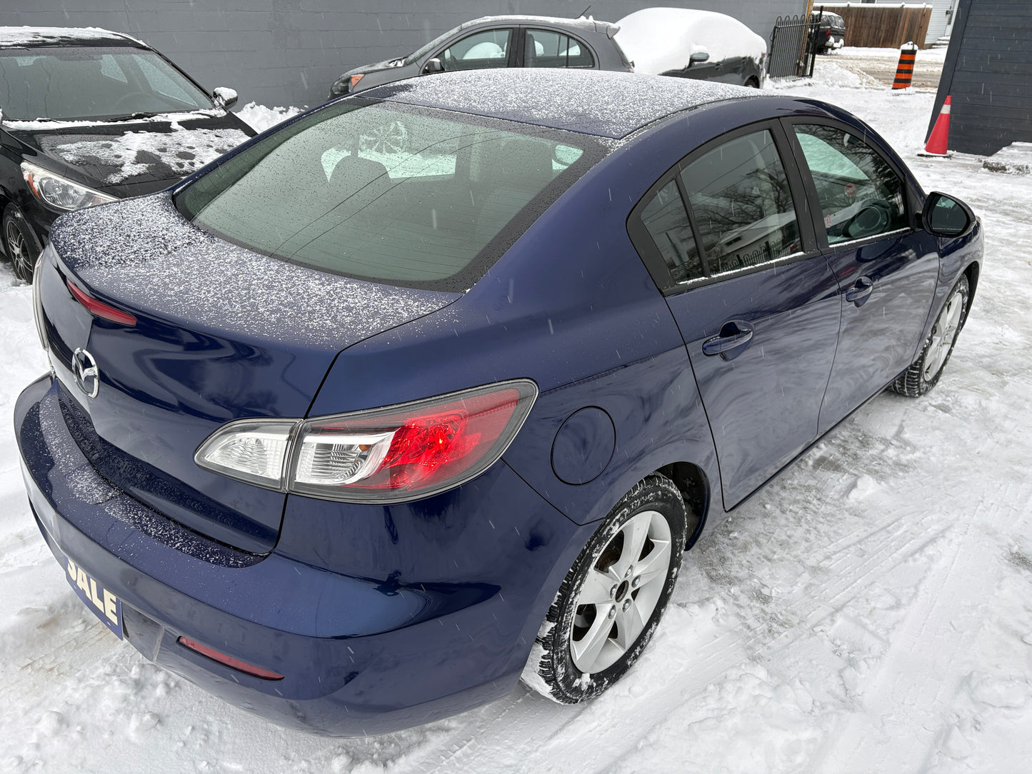 2012 Mazda Mazda3 GX -Manual Loaded 175,KM -Warranty!