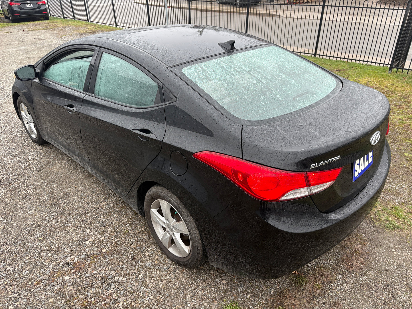 2013 Hyundai Elantra GLS -Auto Sunroof Loaded 163,KM!