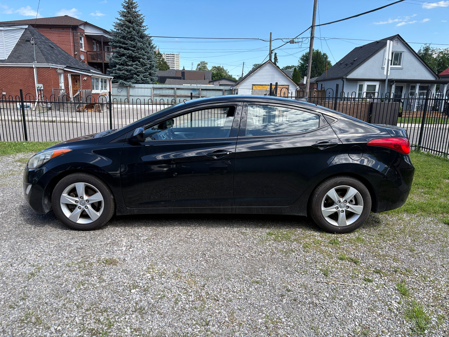 2013 Hyundai Elantra (Deal Pending)