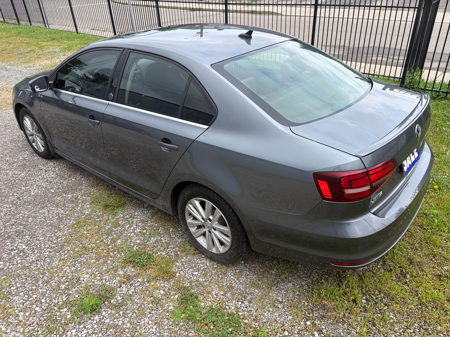 2017 VW Jetta 1.4 TSI Wolfburg Ed. -5spd. A/C Loaded 200,KM!