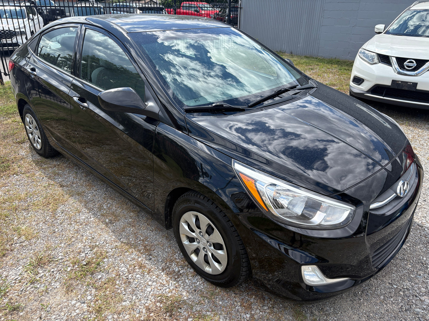 2017 Hyundai Accent SE -Auto SunRoof Loaded -167,KM