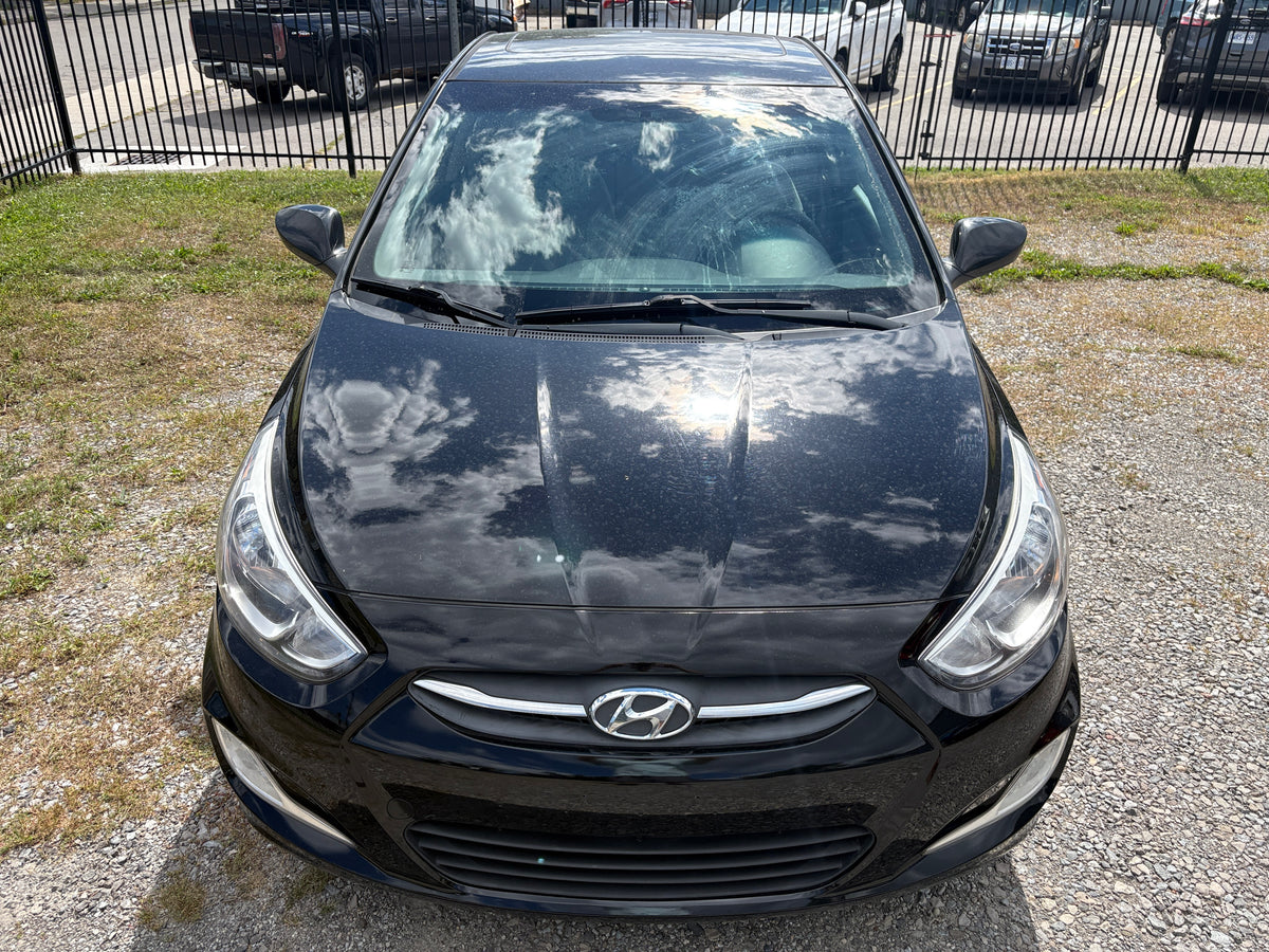2017 Hyundai Accent SE -Auto SunRoof Loaded -167,KM