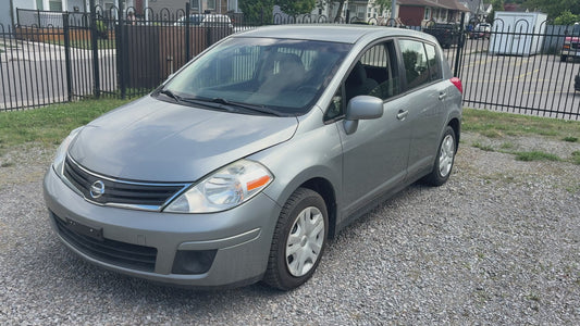 2011 Nissan Versa 1.8 S